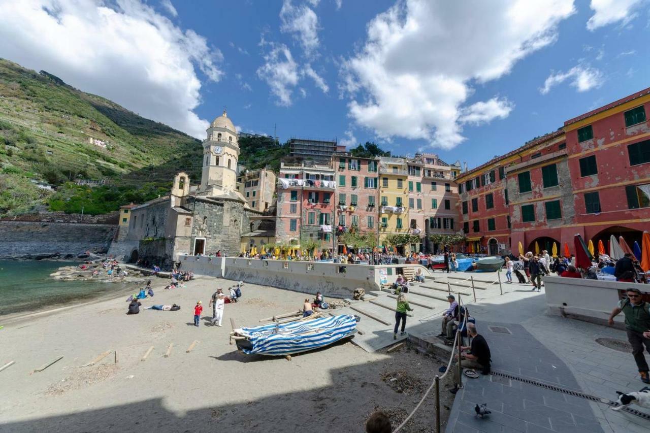 Апартаменты Joivy Family Flat With Little Patio, Cinque Terre Вернацца Экстерьер фото
